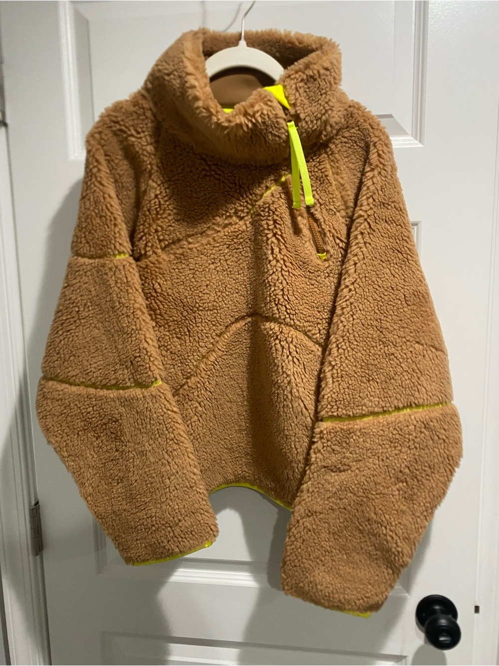 Seniq Plush Sherpa Jacket with Neon Trim - Tan